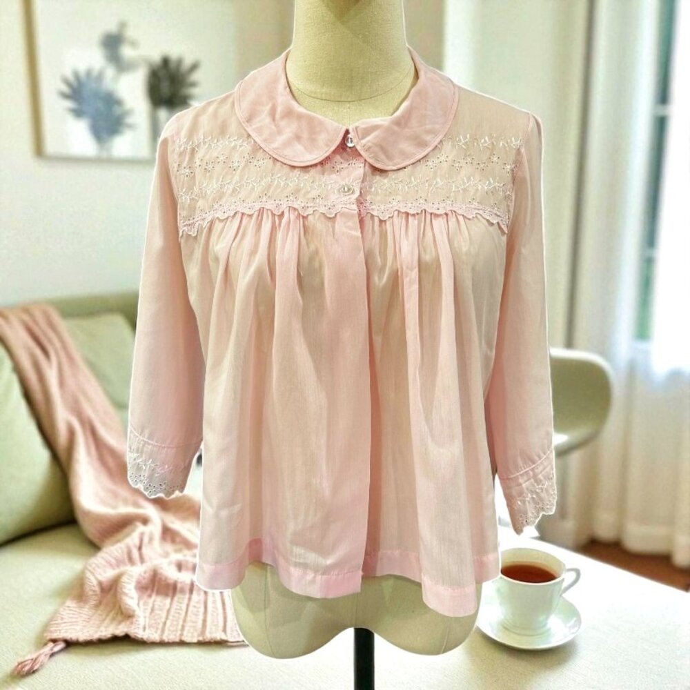 Vintage Heiress Bed Jacket Size M Pink Embroidery Cotton Blend Delicate Feminine